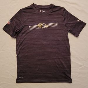 Nike Dri-Fit Ravens NFL short-sleeve youth sport tee size M